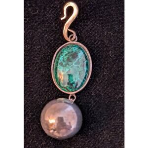 Vtg Elias Peru 925 Green Stone Bezel Set Sterling Dangling Ball Hook Pendant